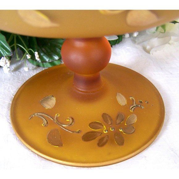 Satin Glass Golden Amber Pedestal Dish Flowers and Vines Vintage Lovely Decor 7" - Picture 4 of 9